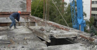 Демонтаж бетонной плиты: цена за м2 от 2041 рублей в Геленджике