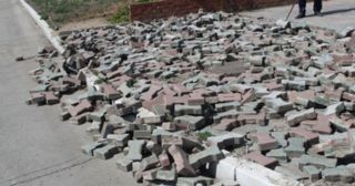 Демонтаж тротуарной плитки Геленджик, цена от 2908 руб.